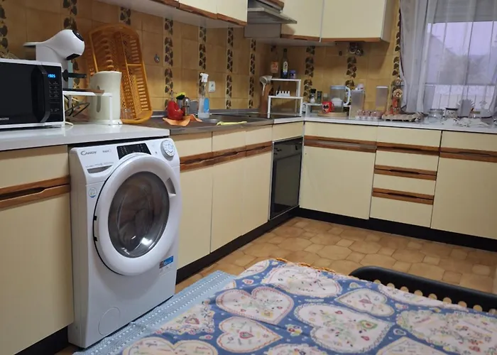 House Prosperity Амора